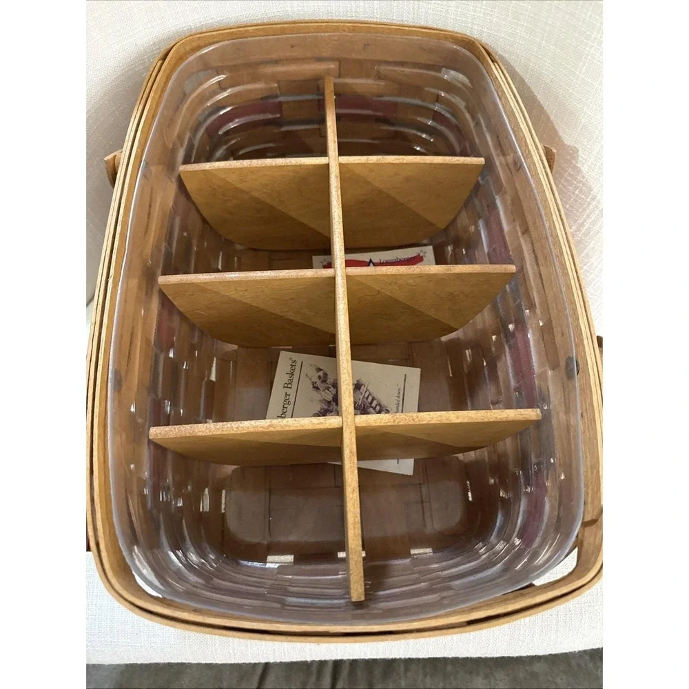 Longaberger 1992 All American Market Basket, Wooden Divider  & Protector‎